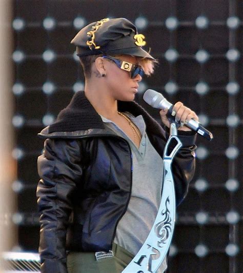versace vintage glasses rihanna